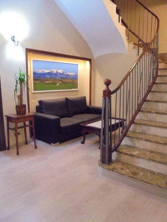 Hostal Palacete De Los Arcedianos Tarazona Extérieur photo