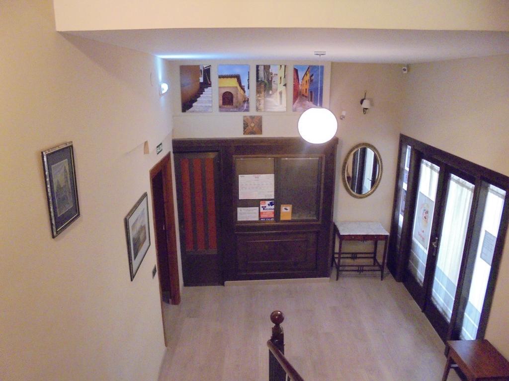 Hostal Palacete De Los Arcedianos Tarazona Extérieur photo