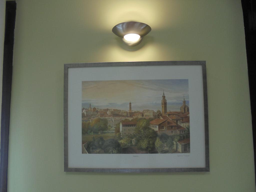 Hostal Palacete De Los Arcedianos Tarazona Extérieur photo