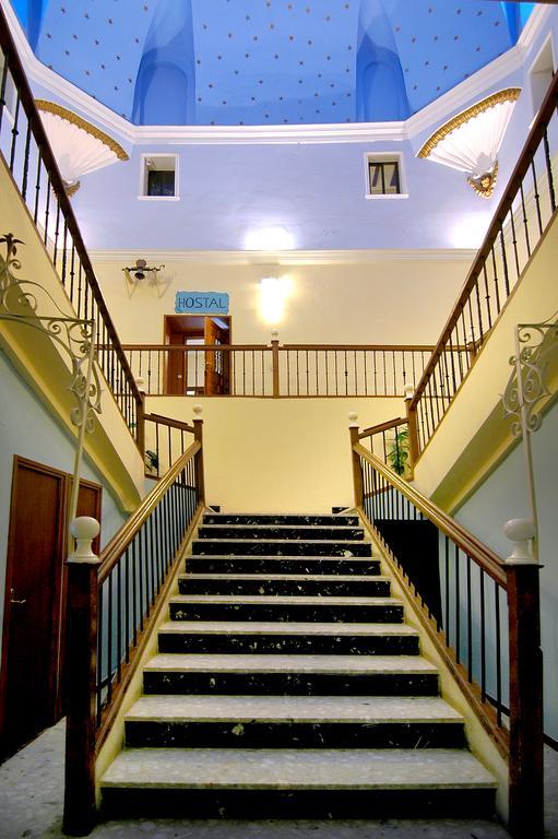 Hostal Palacete De Los Arcedianos Tarazona Extérieur photo