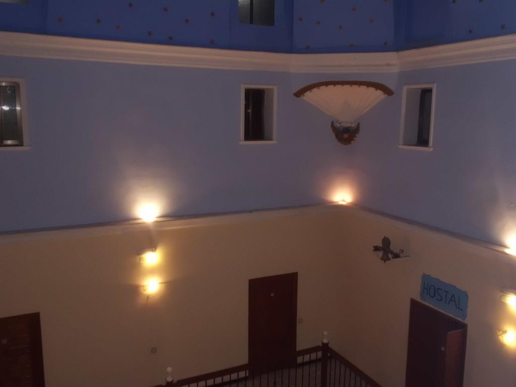 Hostal Palacete De Los Arcedianos Tarazona Extérieur photo